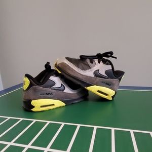 Toddler Nike airmax